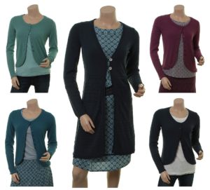 Knitwear Levi in midnight und Strickjacke Wolke