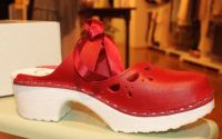 Roter Clog mit Schleife von Calou